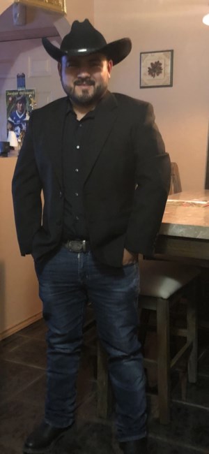 Obituary of Javier "Mana" Olivares Jr.