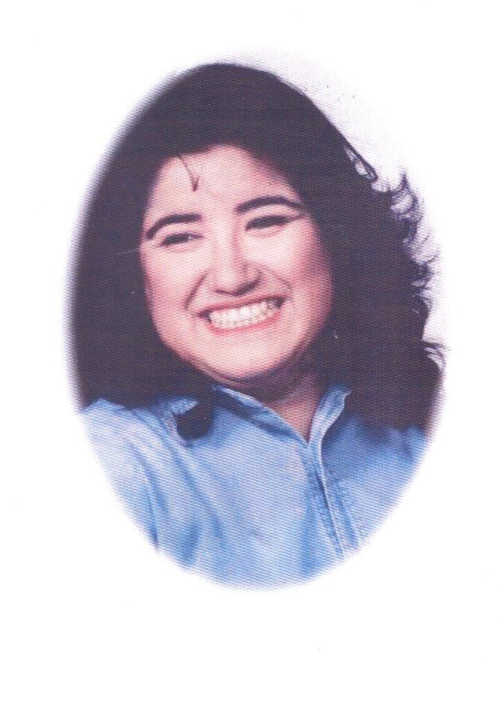 Obituary of Yvonne Manriquez-Curiel