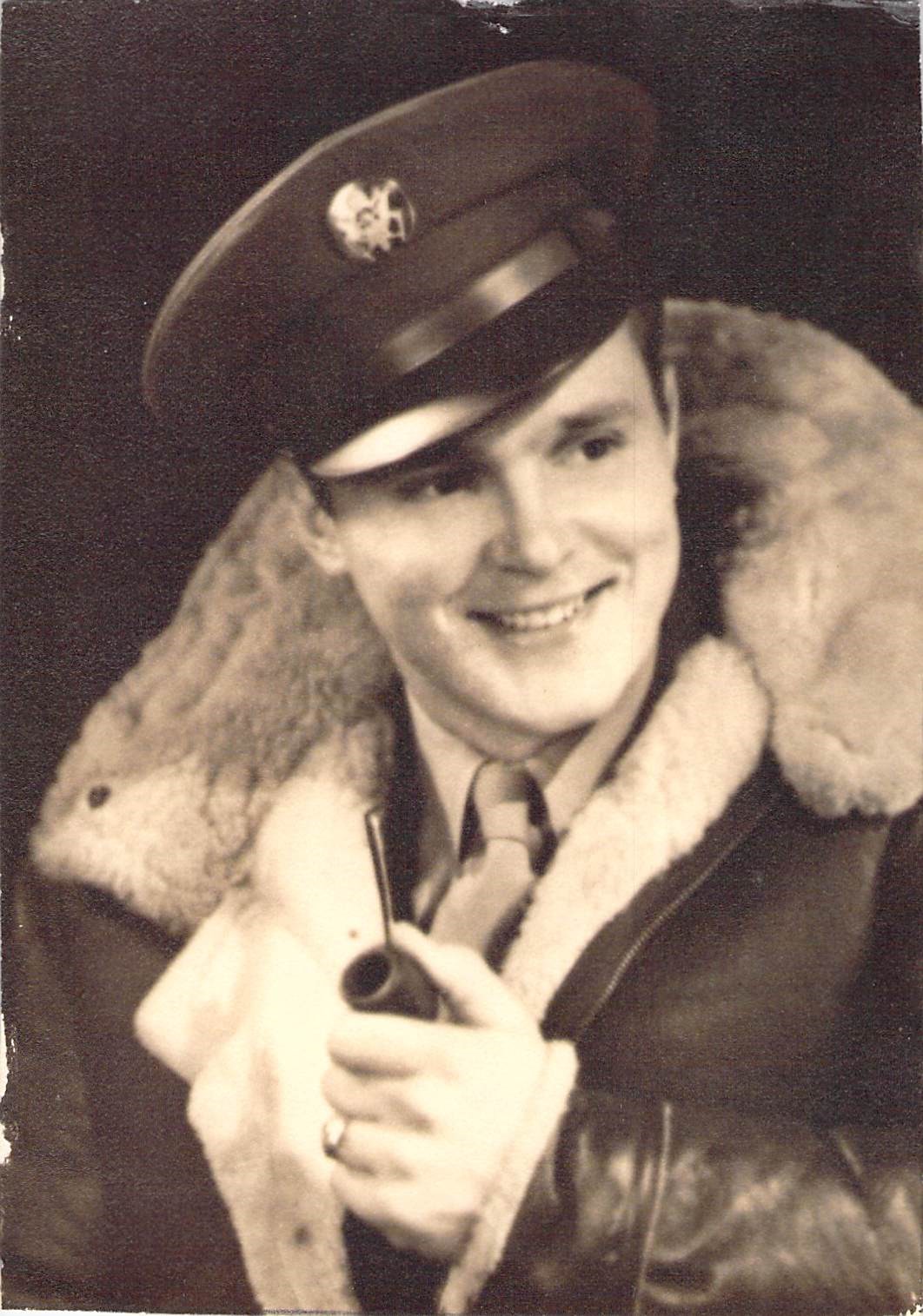 Avis de décès de Theodore Claude Engle