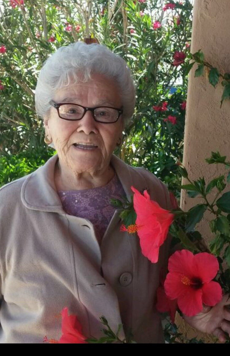 Obituary of Juanita M. Gonzalez