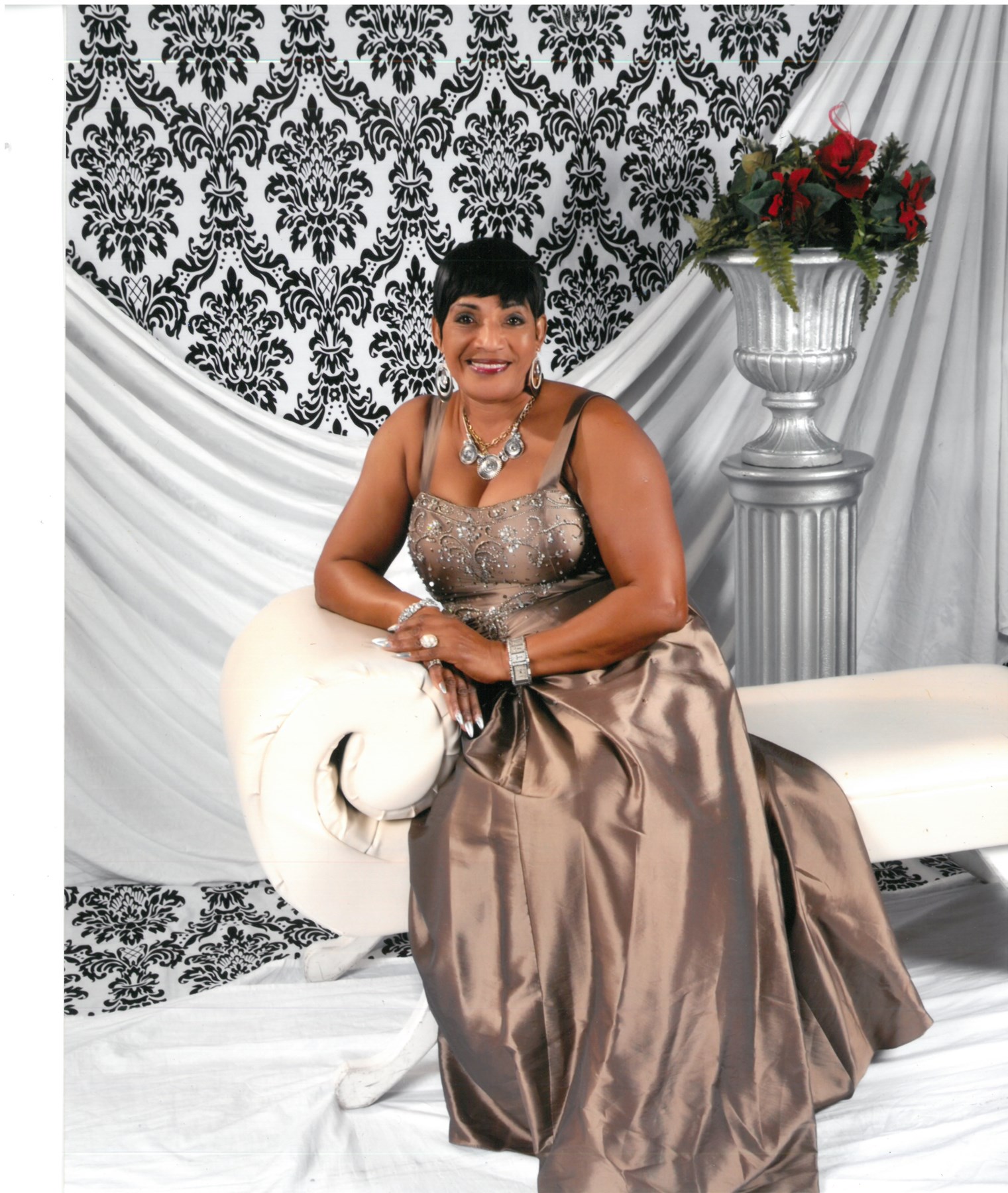 Obituary of Evelyn Thomas