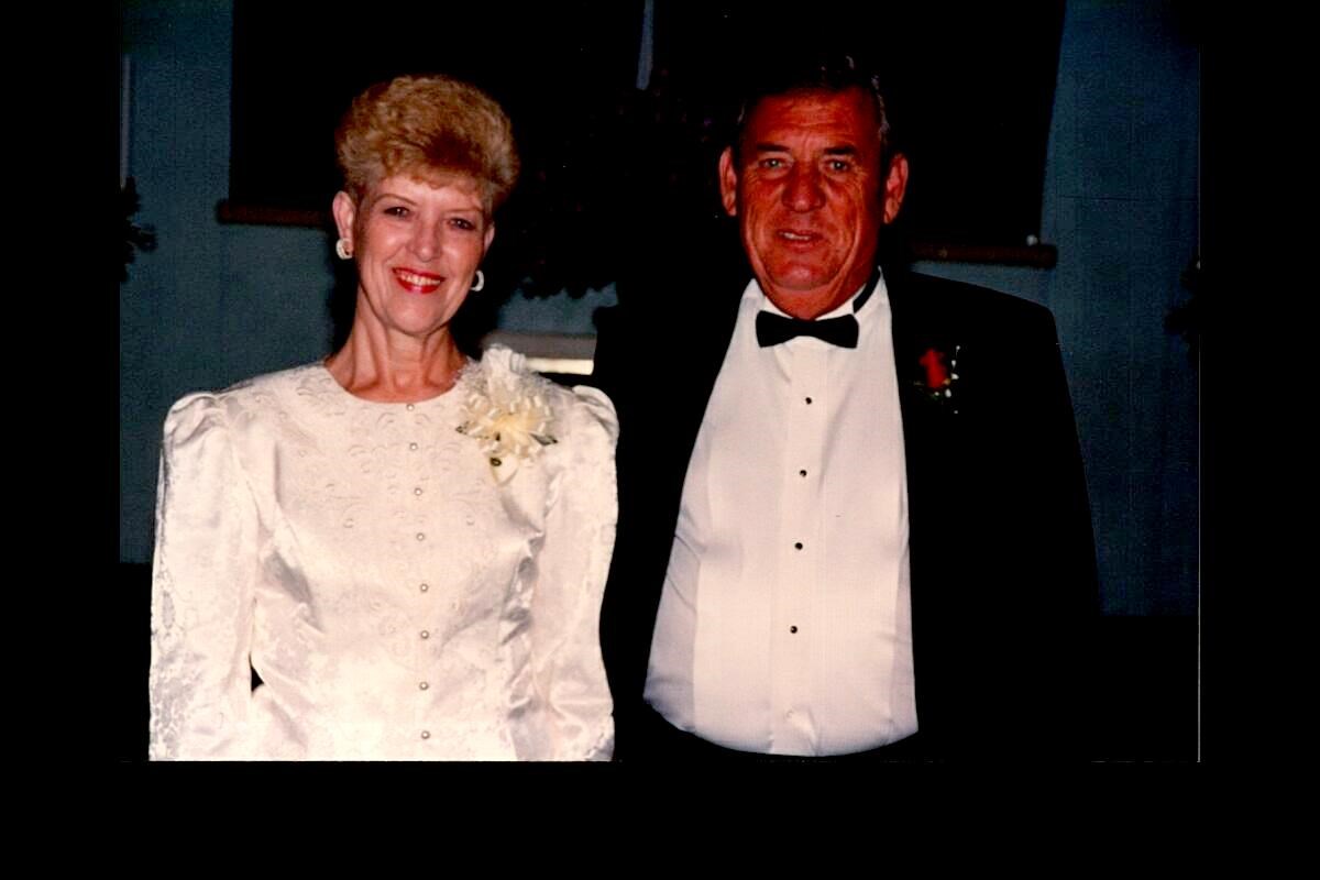 Obituary of Barbara Ray Davis