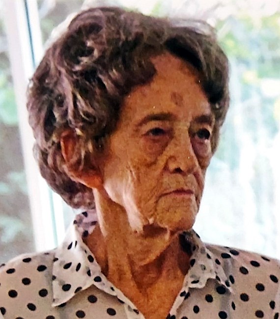 Obituary of Betty J Oxier