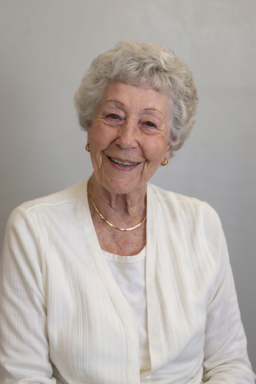 Obituary of Arlene June Maxwell