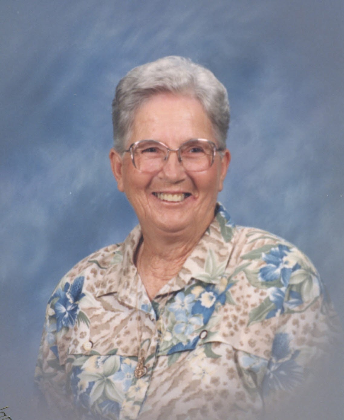 Obituary of Evelyn Teague Jones Moore
