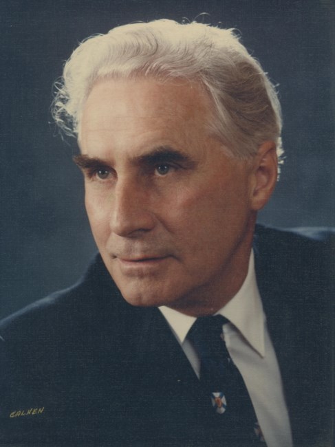 Obituario de C. Douglas Ritchie