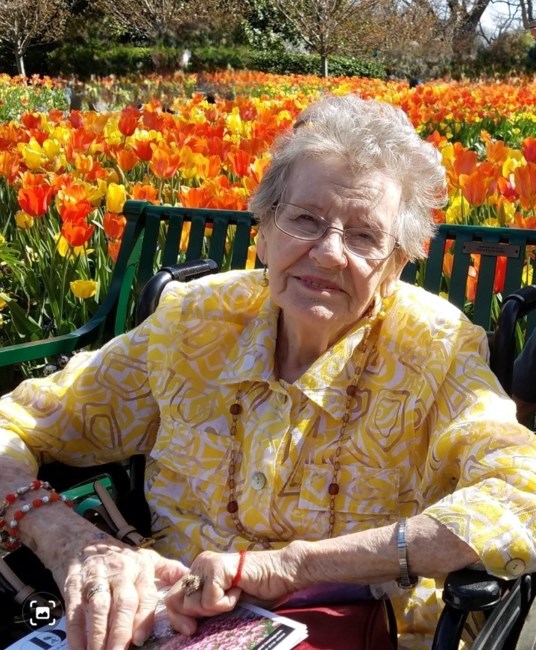 Obituary of Dorothy W. Gray