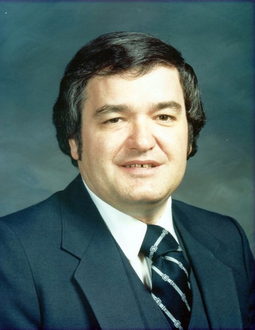 Obituario de Lawrence Edward McKenna