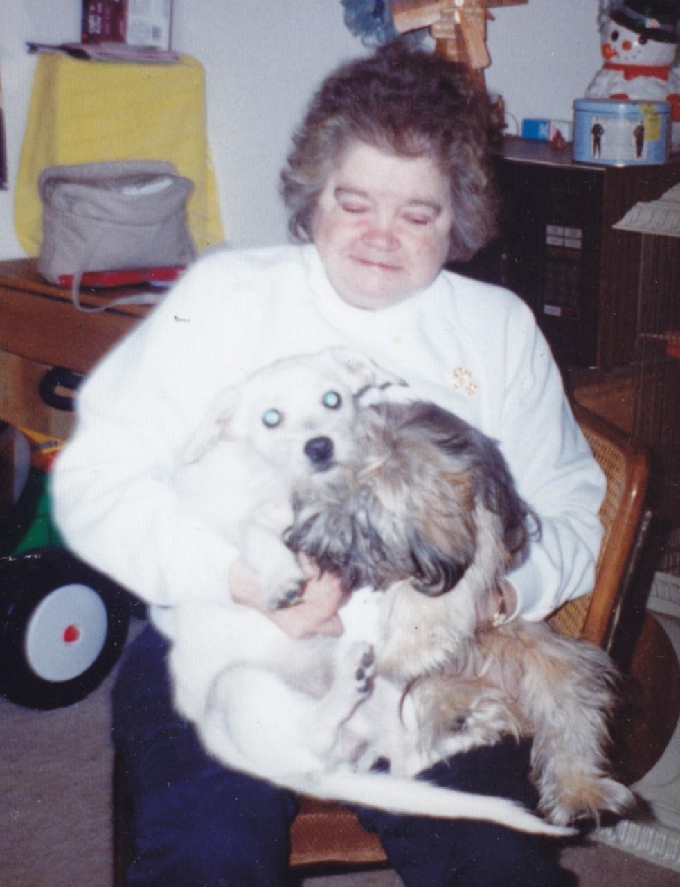 Obituary of Sarah Lou Champion