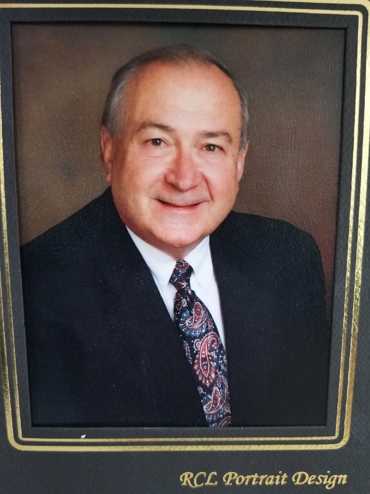 Obituario de Wayne Albert Hey