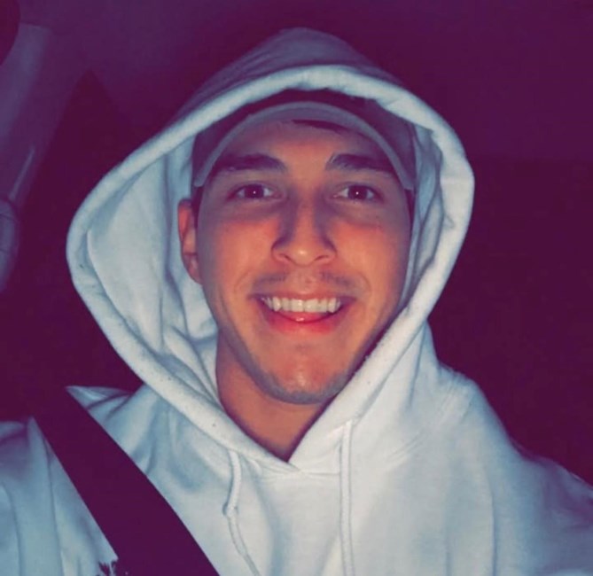 Obituary of Zachariah Dale-MacKenzie Hunter