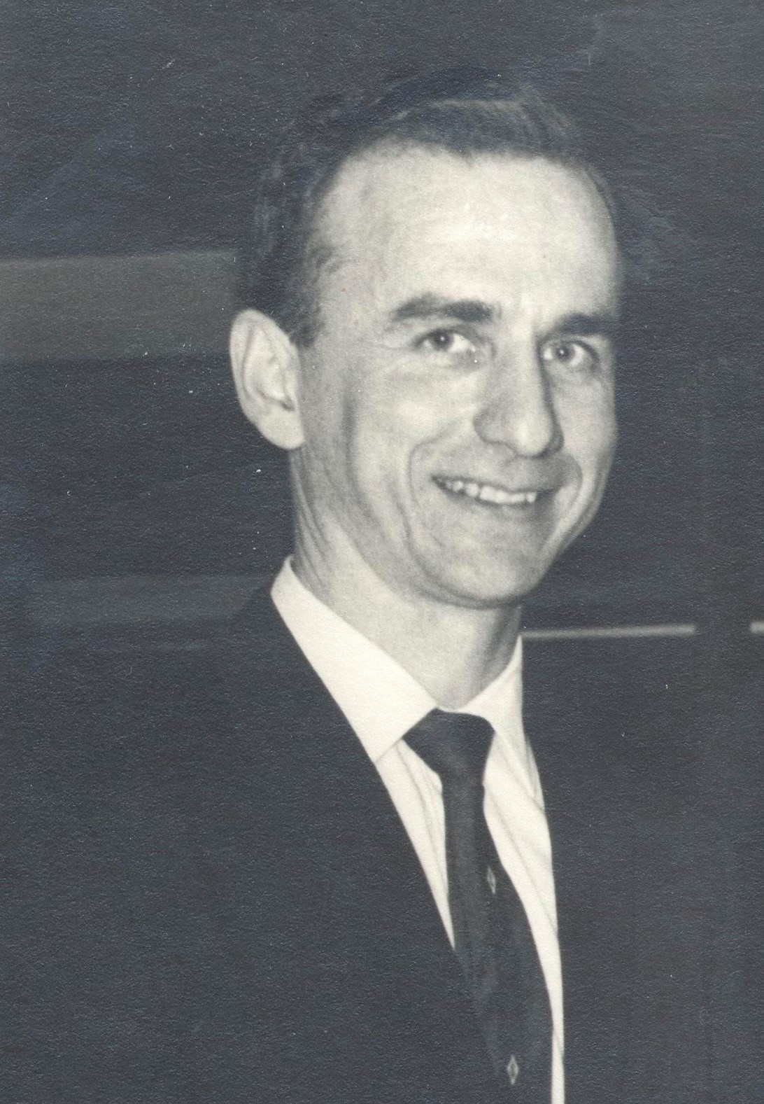 Obituary of Jack E. Metcalf