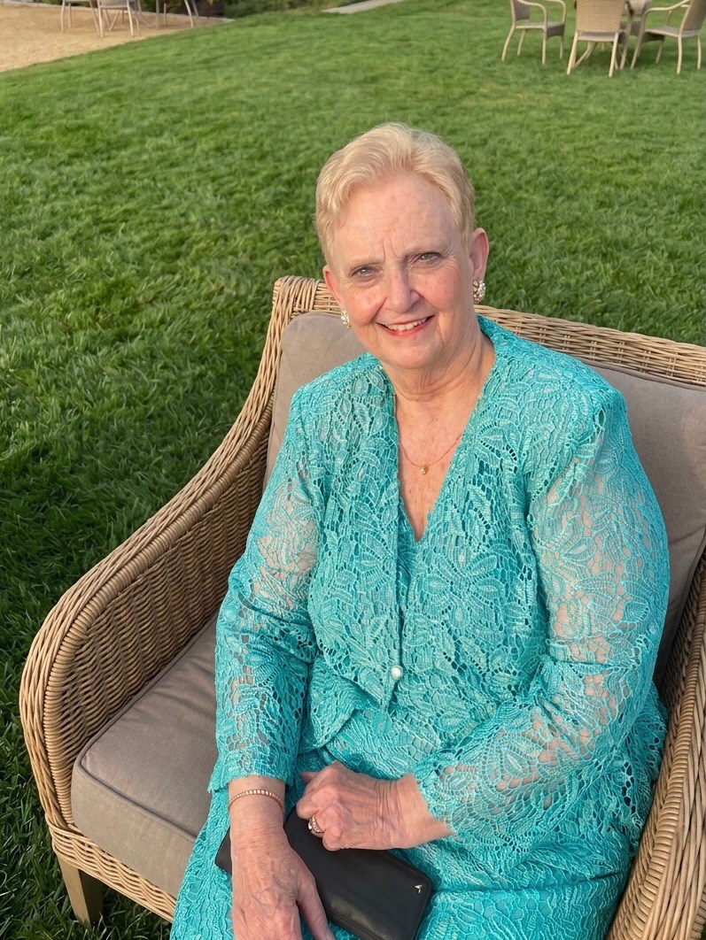 Obituary of Sharon Johnson Hartless