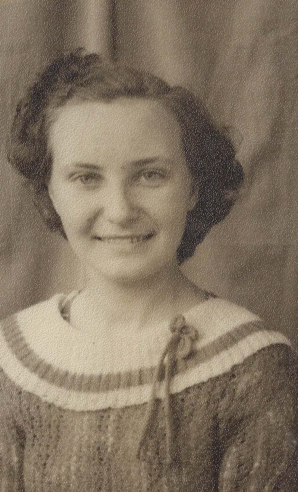 Obituary of Helen Hennings Simmons