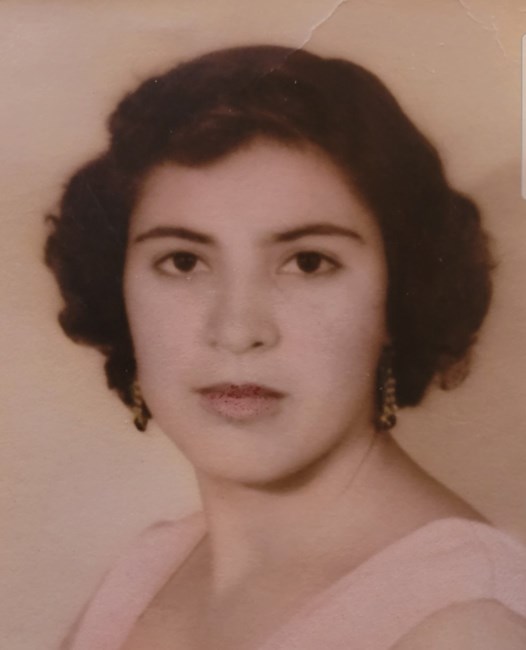 Obituario de Consuelo G Garza