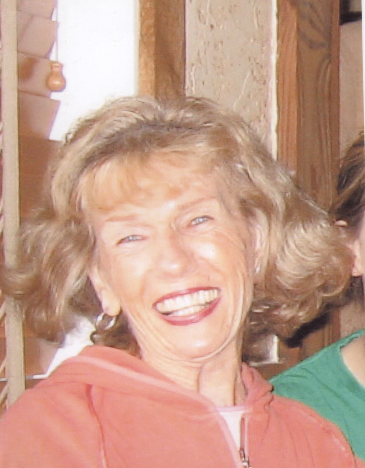 Obituary of Madeleine Jeannette Walker