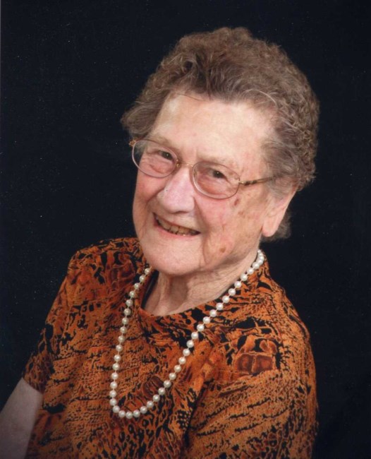 Obituario de Helen L Mason
