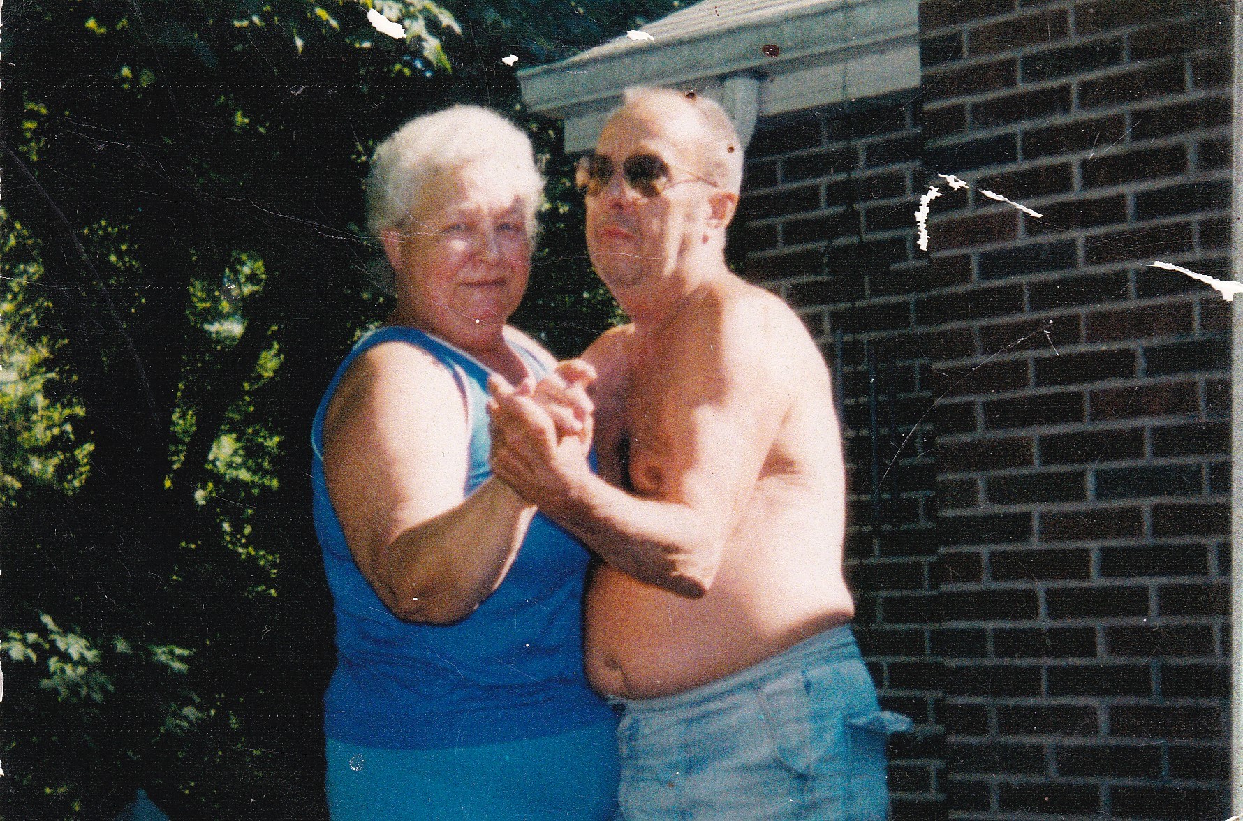 Obituary of Elfriede Klara Estep