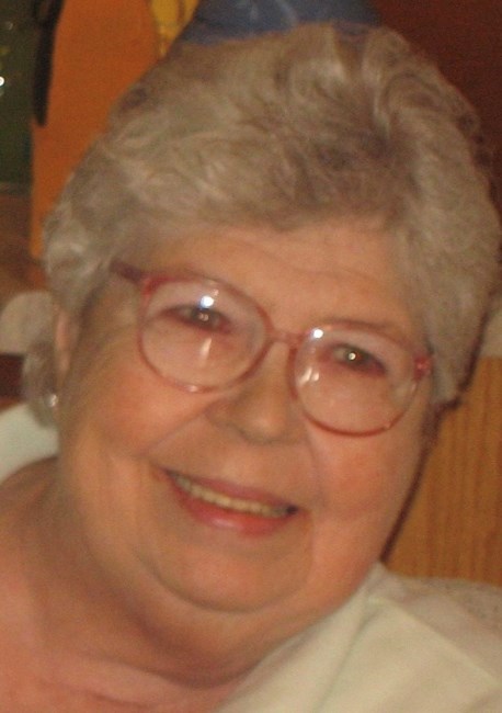 Obituario de Beverly Jean Damme