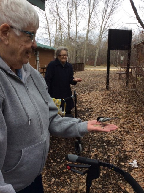 Obituary of Vivian Slimmon