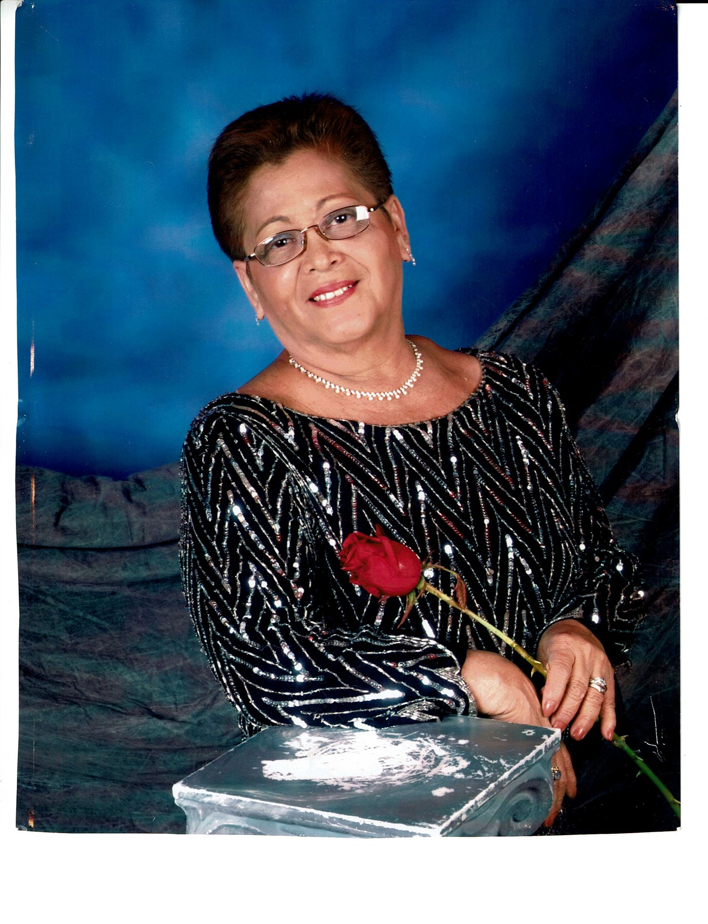Obituary of Gloria Galarza Lee
