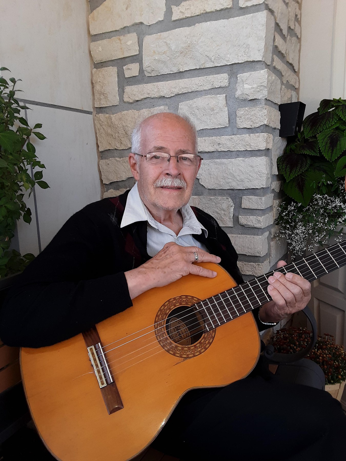 Obituary of Micheal Ellis Schlater