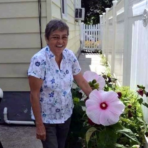 Obituary of Gloria E. Torres