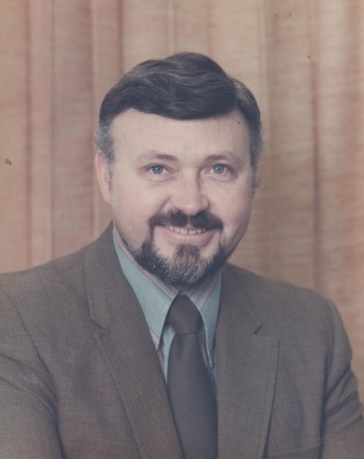 Obituary of Efton Albert Bennett