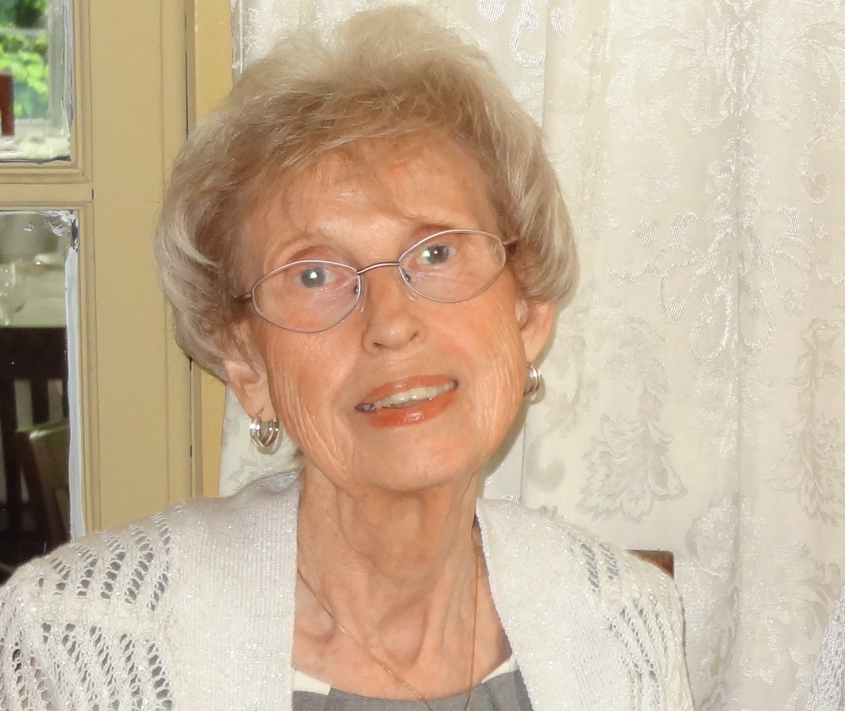 Obituary of Myrtle Anne Holmes