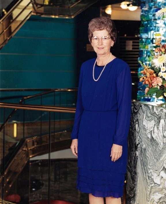 Obituary of Luella M. Pigliacampi