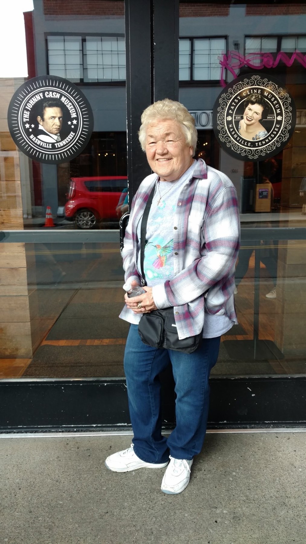 Avis de décès de June Marie Bray