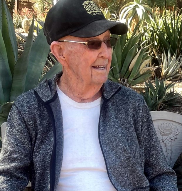 Obituary of Neil Van Ausdal