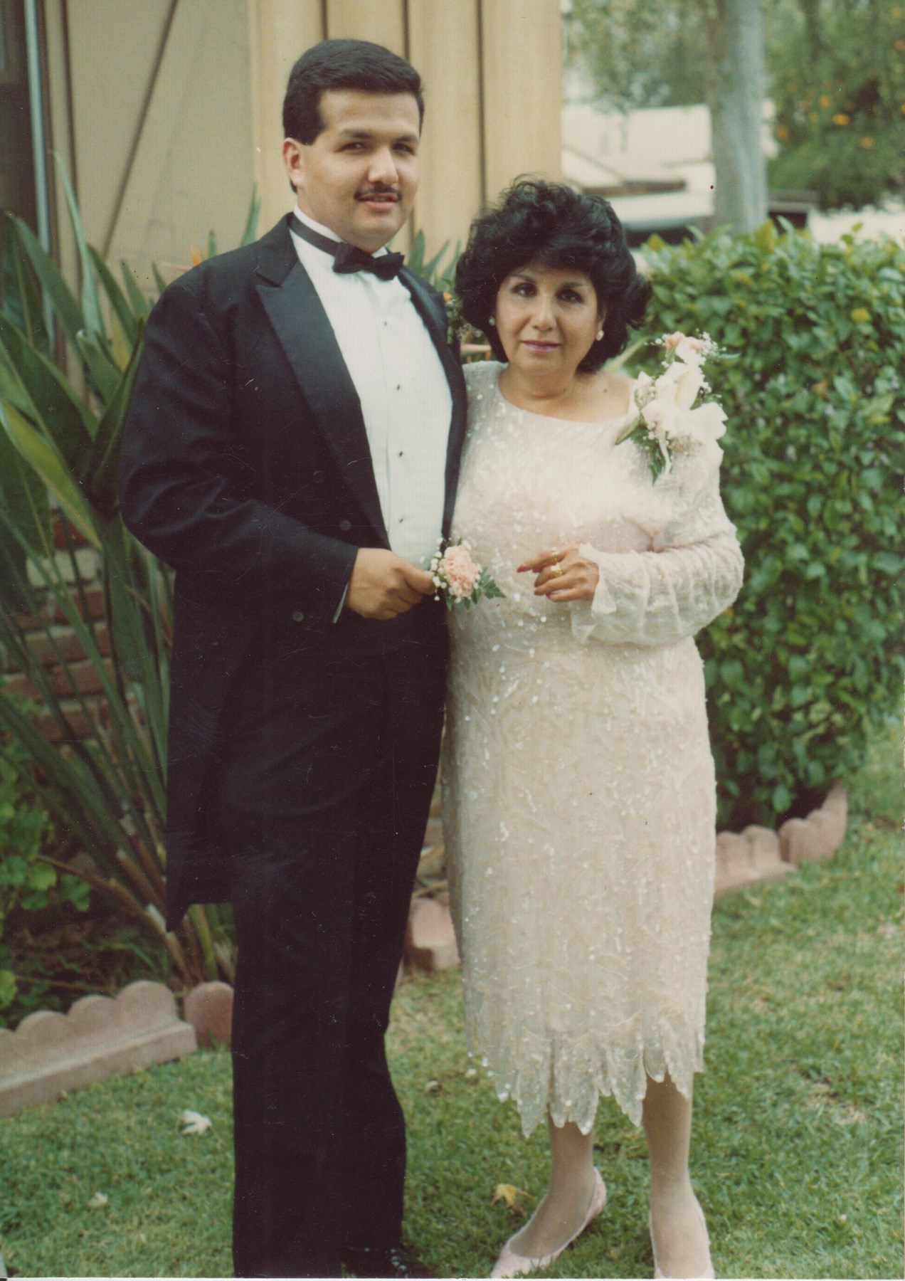 Obituario de Connie Alonzo Gonzales