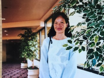 Obituary of Tuyet Mong Le