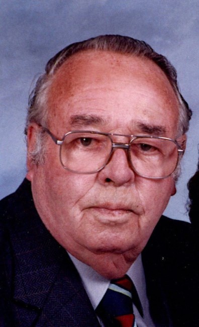 Obituario de Preston Eugene"Gene"Whitehead