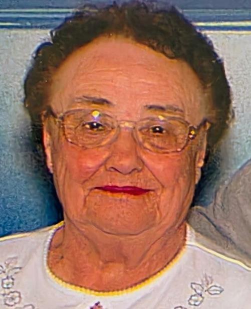 Obituary of Mrs. Esther Carolyn Neumen