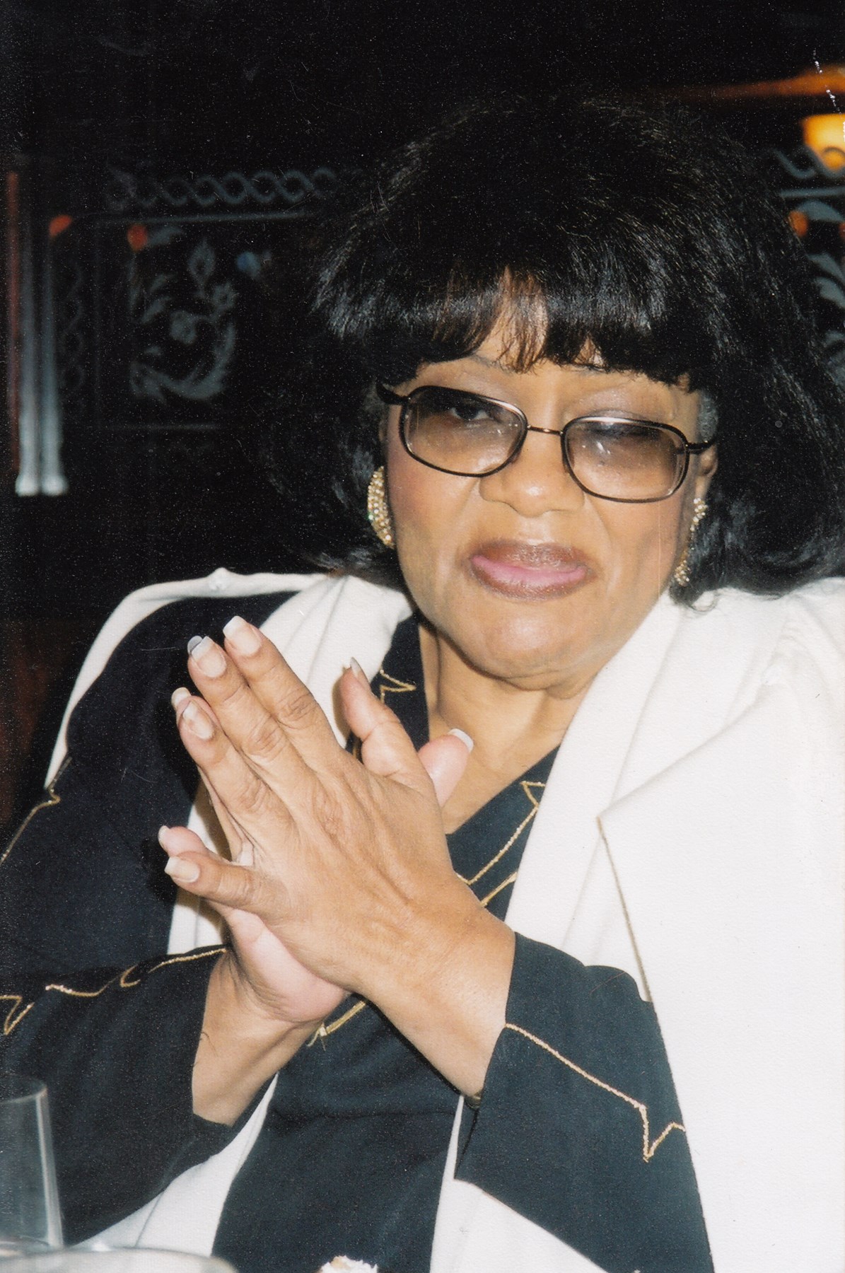Obituario de Amelia E. Cornelius-Armstrong