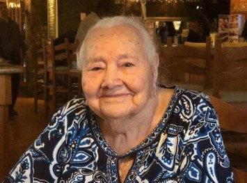 Obituary of Oralia Vera