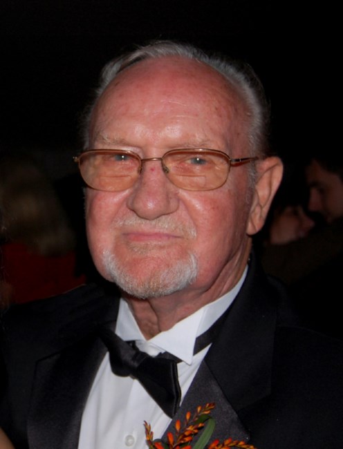 Obituary of Steve Gustaf, Gus, Staf Renders