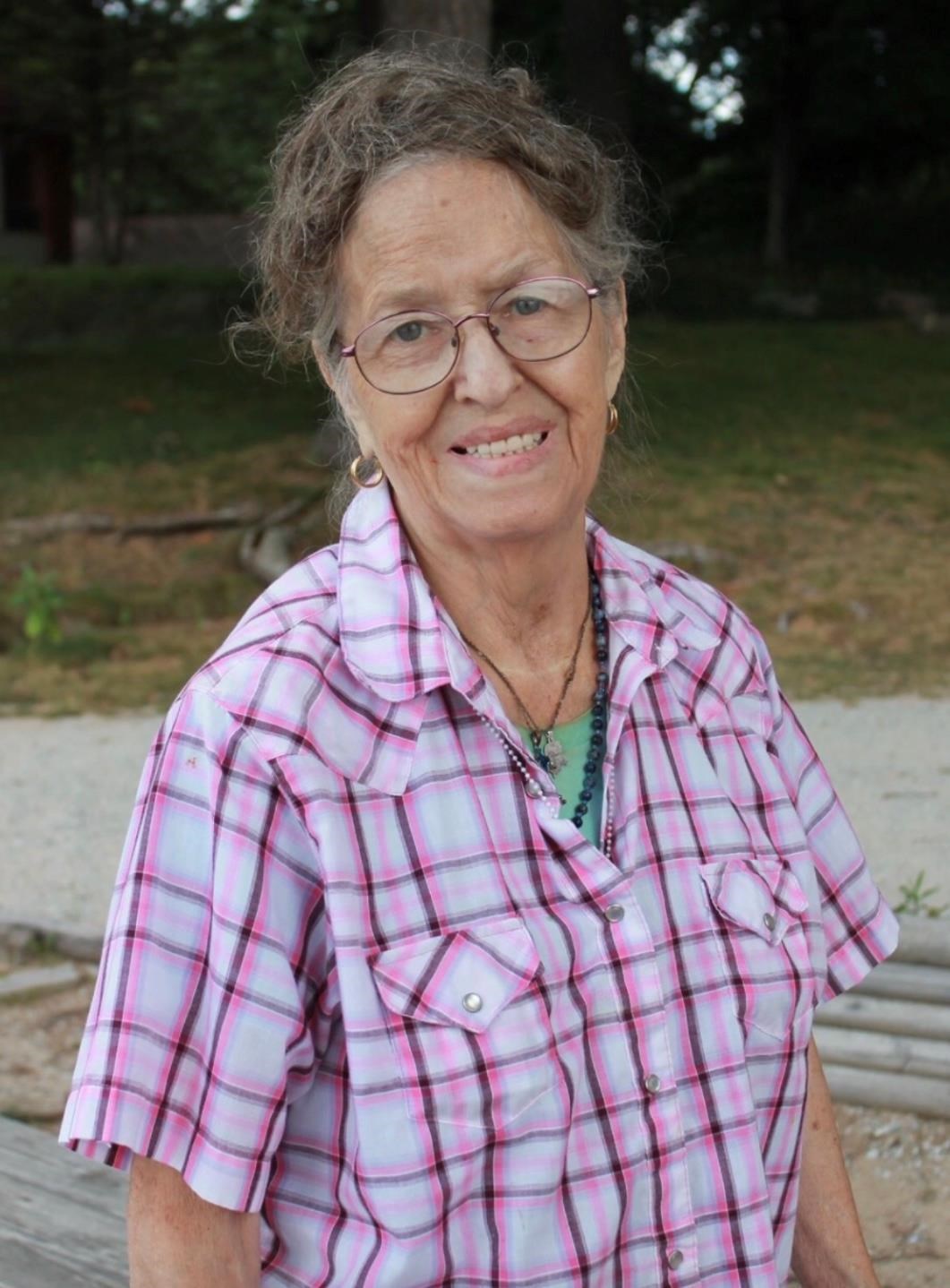 Obituario de Louise A. West