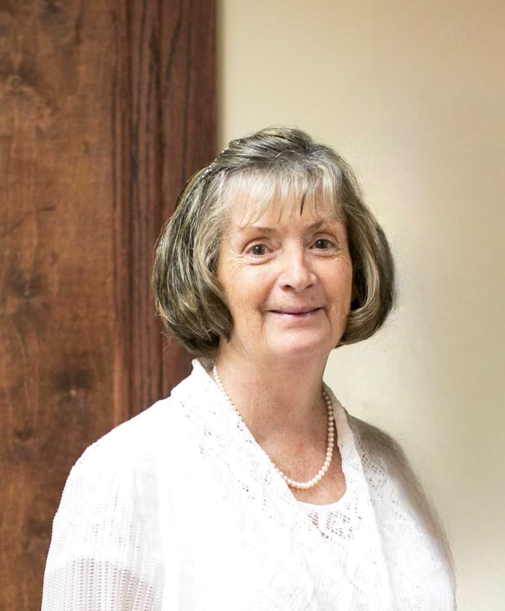 Obituary of Carol Joyce Karle