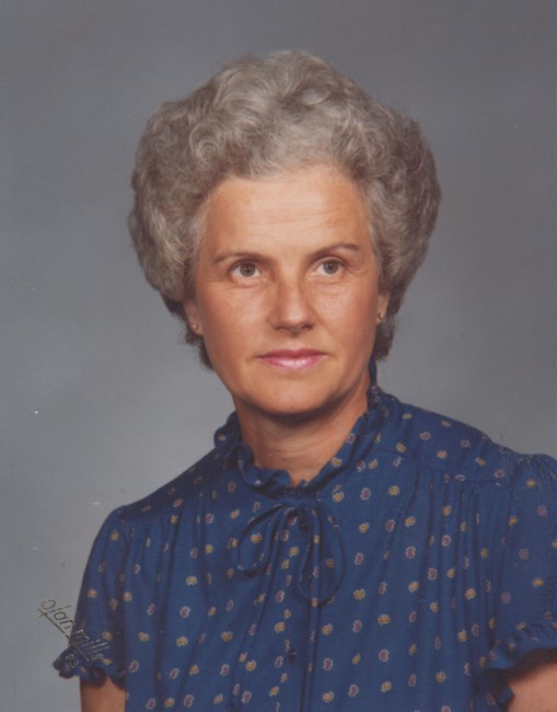 Obituary of Wanda Scott Lloyd