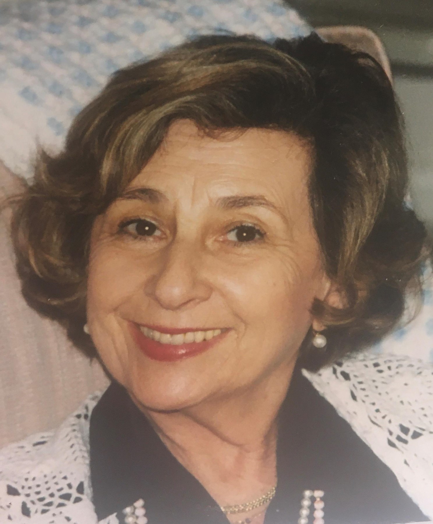Obituary of Shirley W. Levick