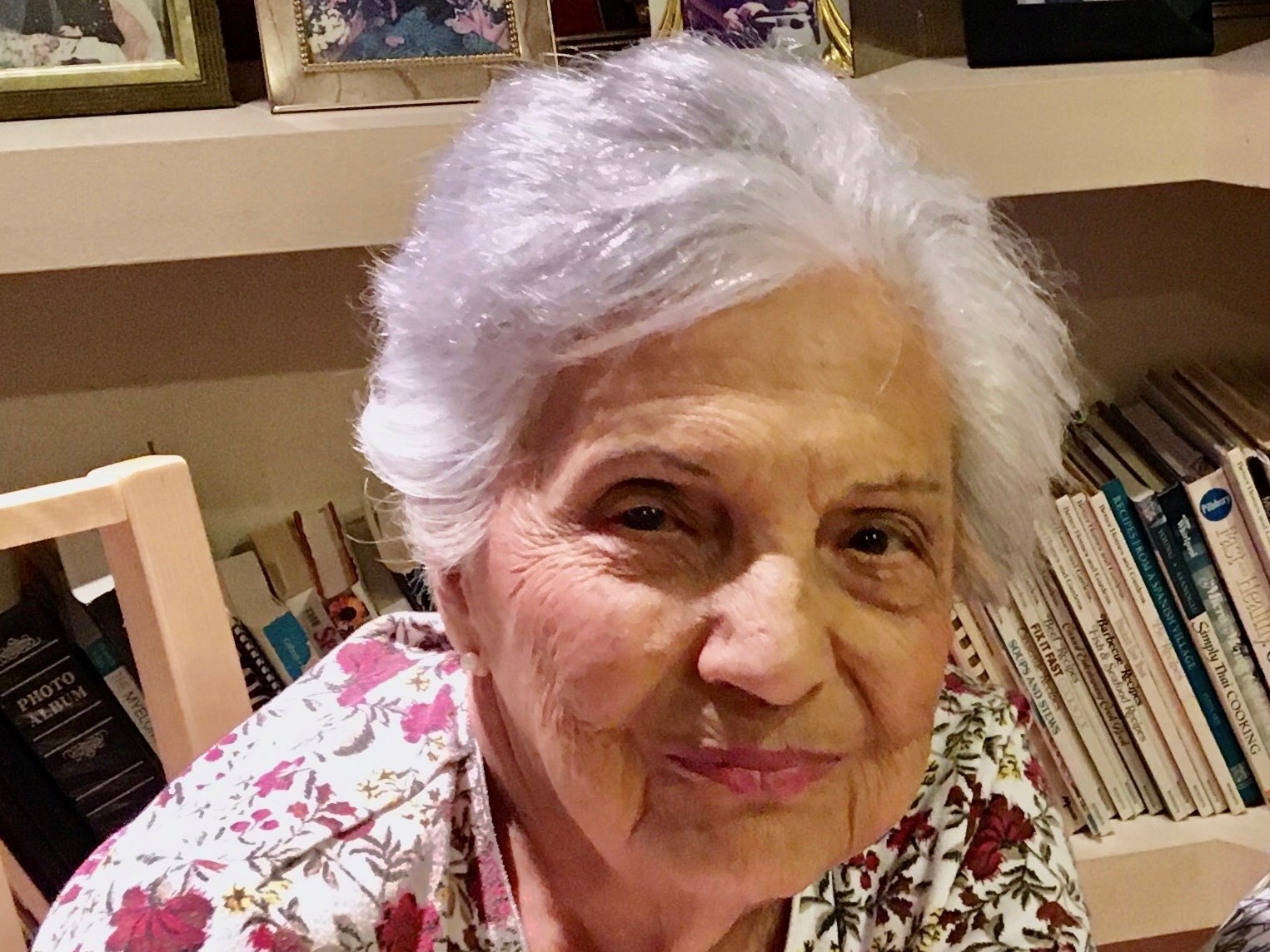Obituary of Araceli Alvarez