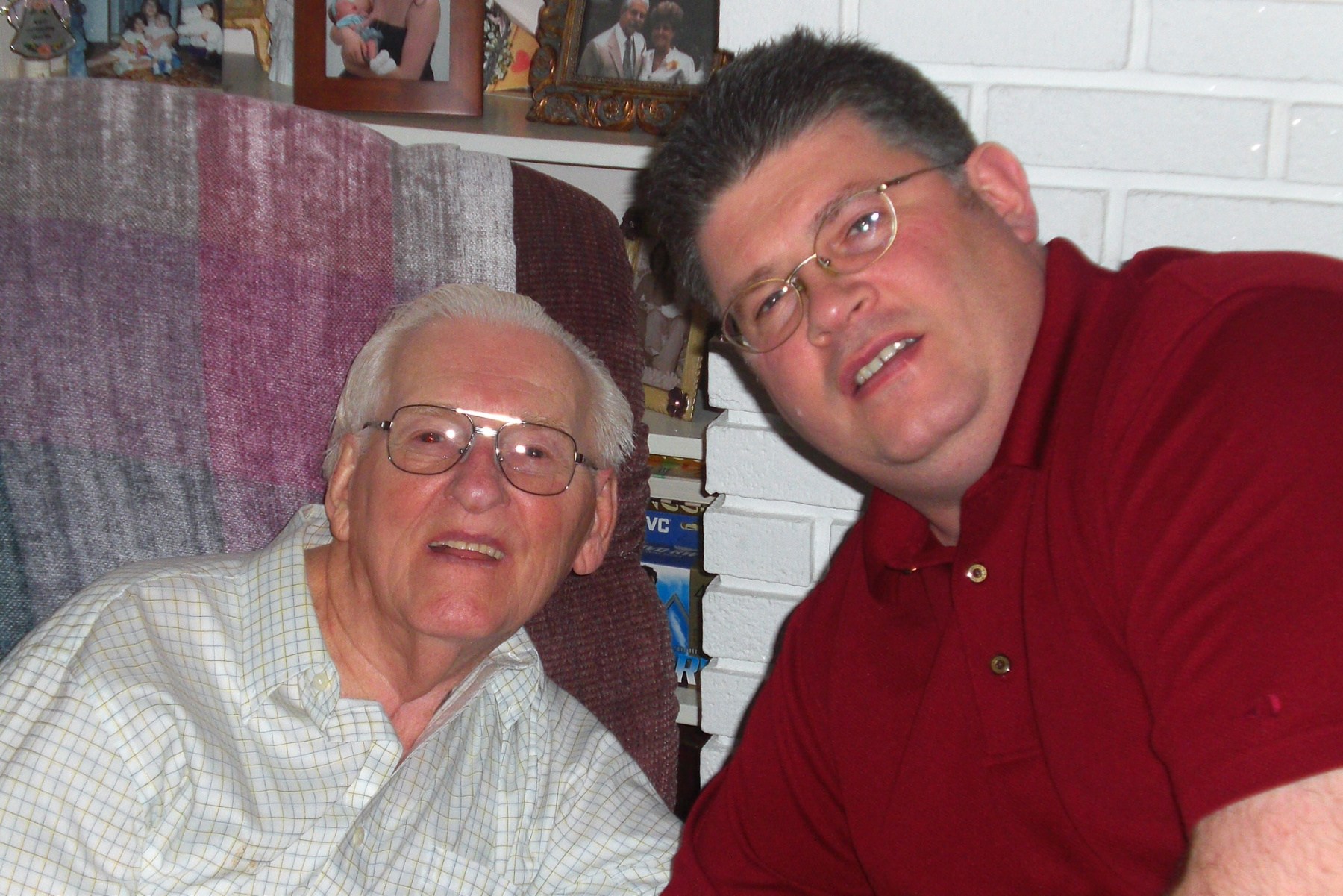 Obituary of Earl E. Hunt