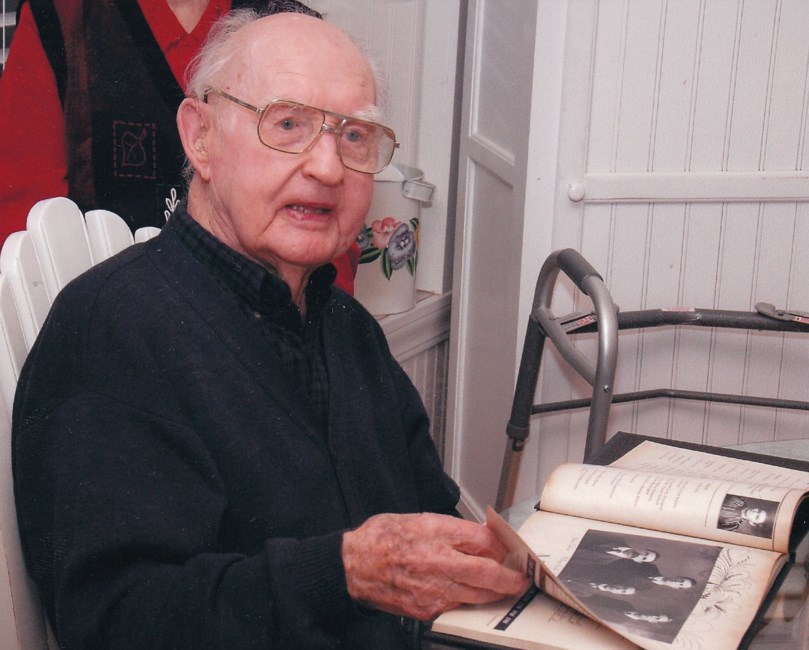 Obituary of Ralph H McIntosh
