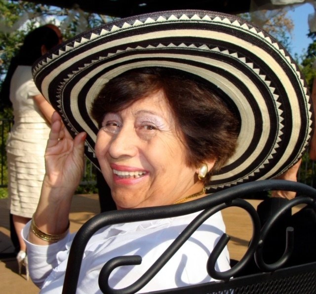 Obituary of Carmen Elena Daza de Gomez
