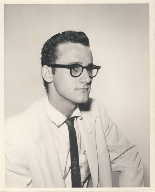 Obituary of Robert Ivin Buckles