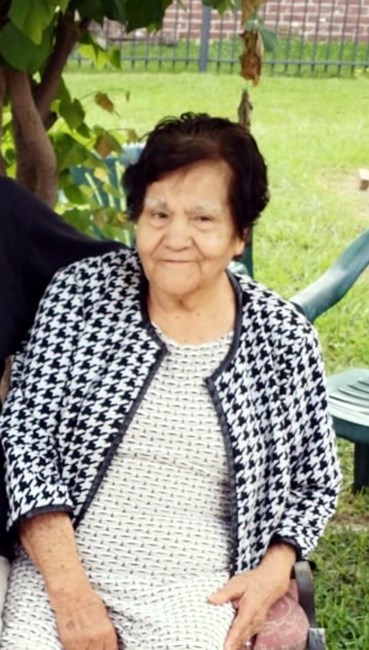 Obituary of Maria Leonor Castillo
