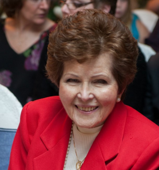 Avis de décès de Evelyn McCullen Pellek